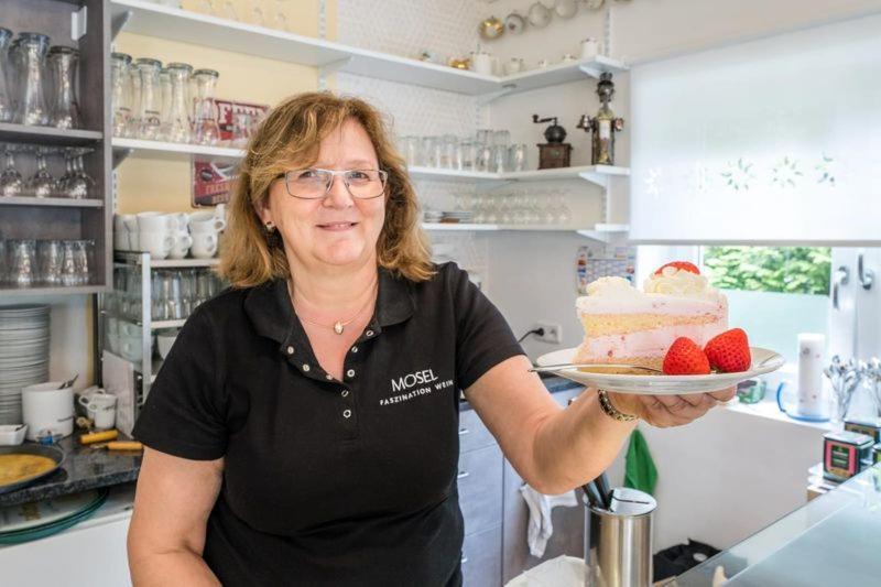 Appartamento Cafe Klering Briedern Esterno foto
