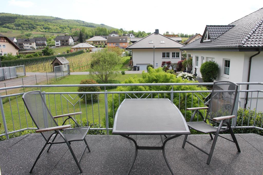 Appartamento Cafe Klering Briedern Esterno foto