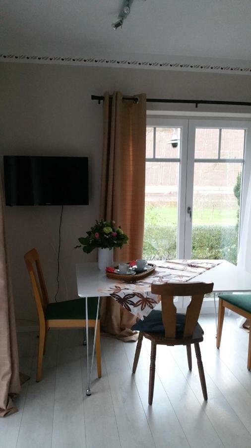 Appartamento Cafe Klering Briedern Esterno foto